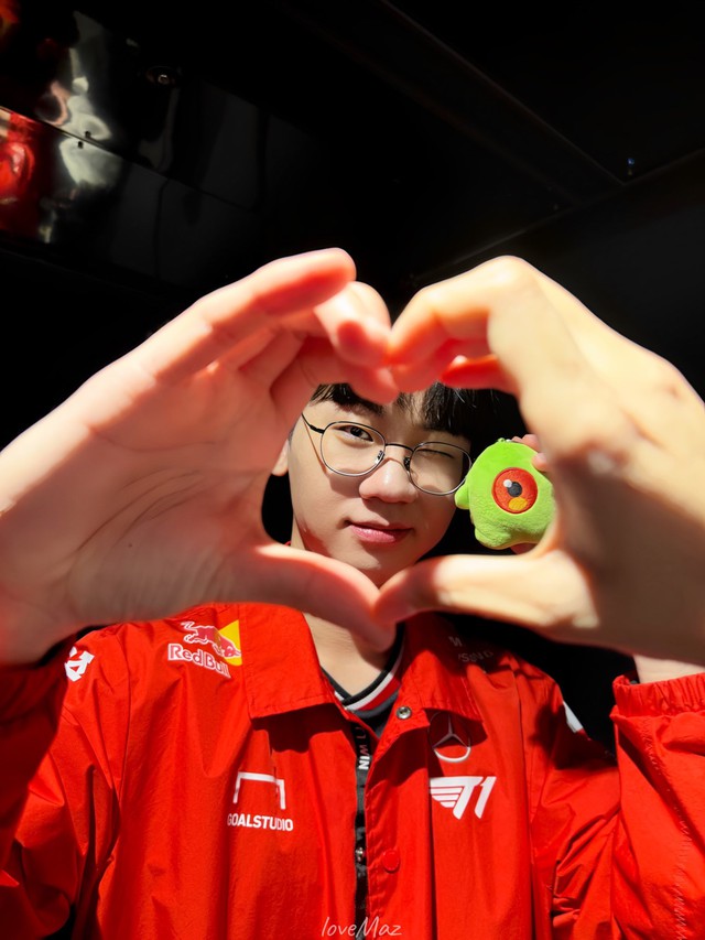 Fans discovered that T1 was not confident to win against HLE- Photo 4.