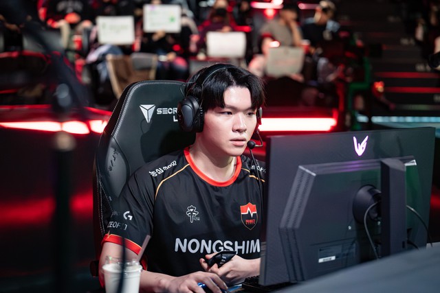 Lazyfeel and LCK stars to Vietnam, have the World Champion- Photo 2.