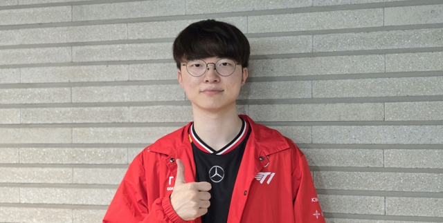 Faker does not forget "coffee" T1 after the overwhelming victory over Fox- Photo 2.