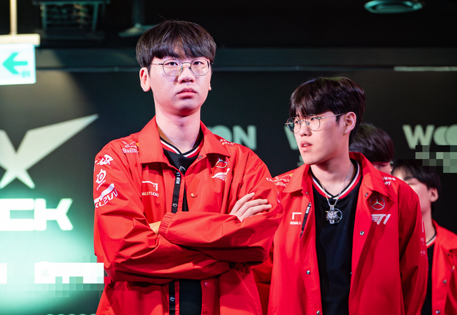 T1 created an extremely unforgettable milestone on the day of bitter defeat against Bro- Photo 3.