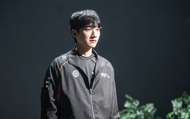 Reach the milestone "huge" Losing only Faker, Peanut confidently grasped both MSI and Worlds in the palm of his hand- Photo 4.