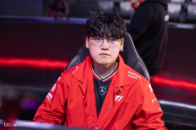 The backstage drama exploded, a simple action that made the whole League of Legends community.