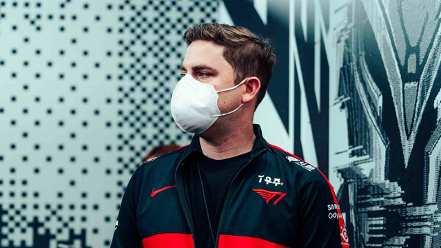 CEO T1 faces the risk of 