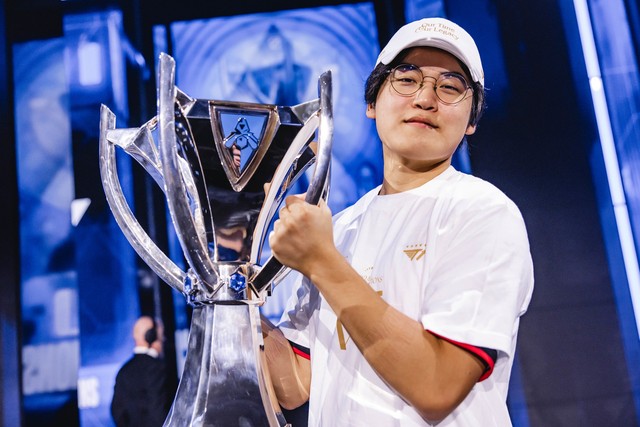 After all, Guma and Smash will be the one who suffered for T1- Photo 2.