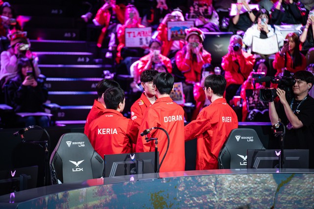 Drama T1 - Gumayusi has notable circumstances, BTC LCK can play a decisive role - photo 2.