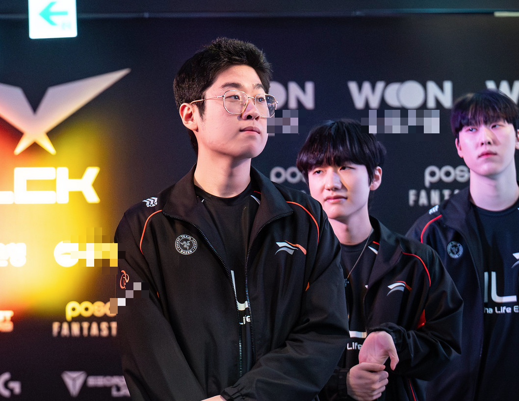 Continuously defeated T1 and Gen.G, Zeus still showed unhappy- photo 2.