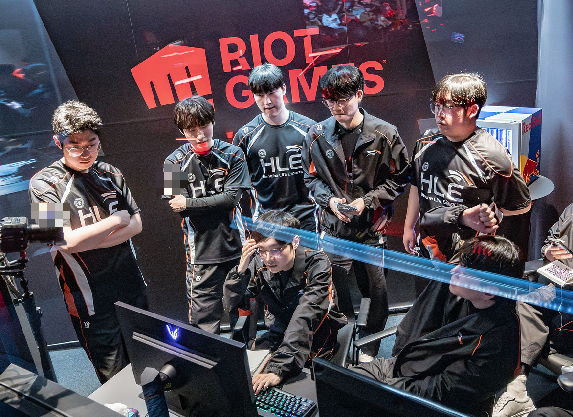 Continuously defeated T1 and Gen.G, Zeus still showed unhappy- photo 3.