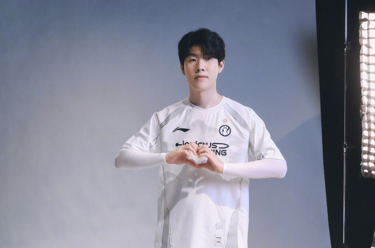 Theshy suddenly said a sentence 