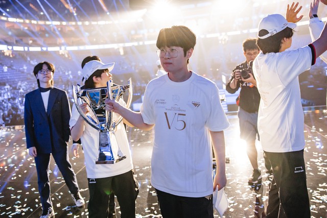 T1 has erased Zeus from the list of training players from the Academy in recent years