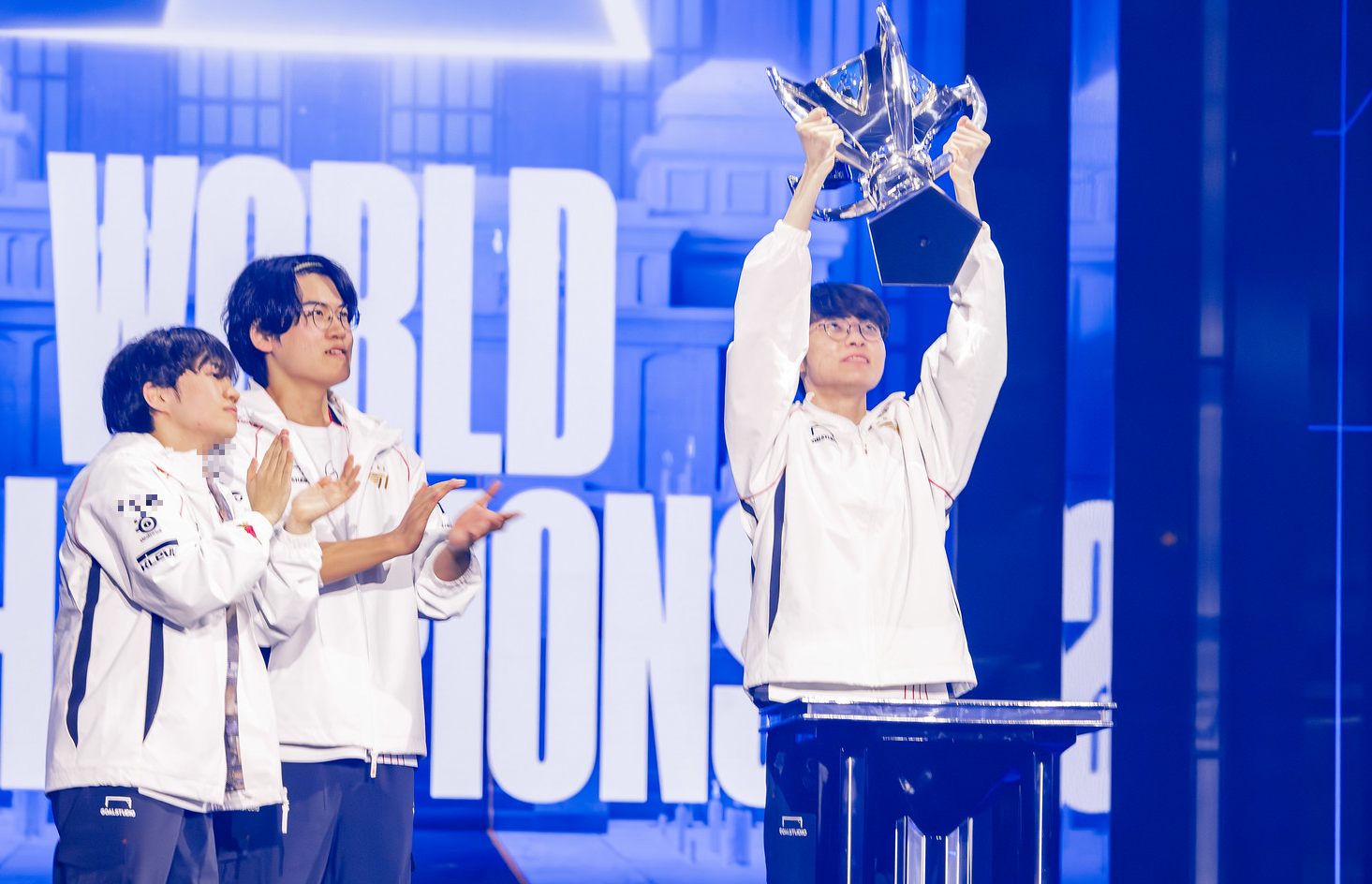 LPL audience evaluated the World Champion 2024 T1 