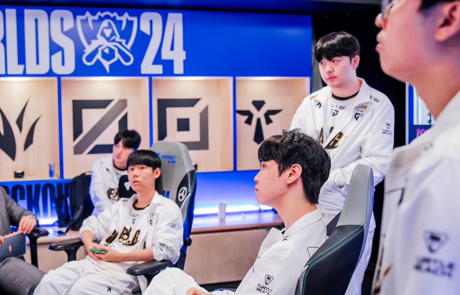Easy to enter the final, BLG ELK sent 