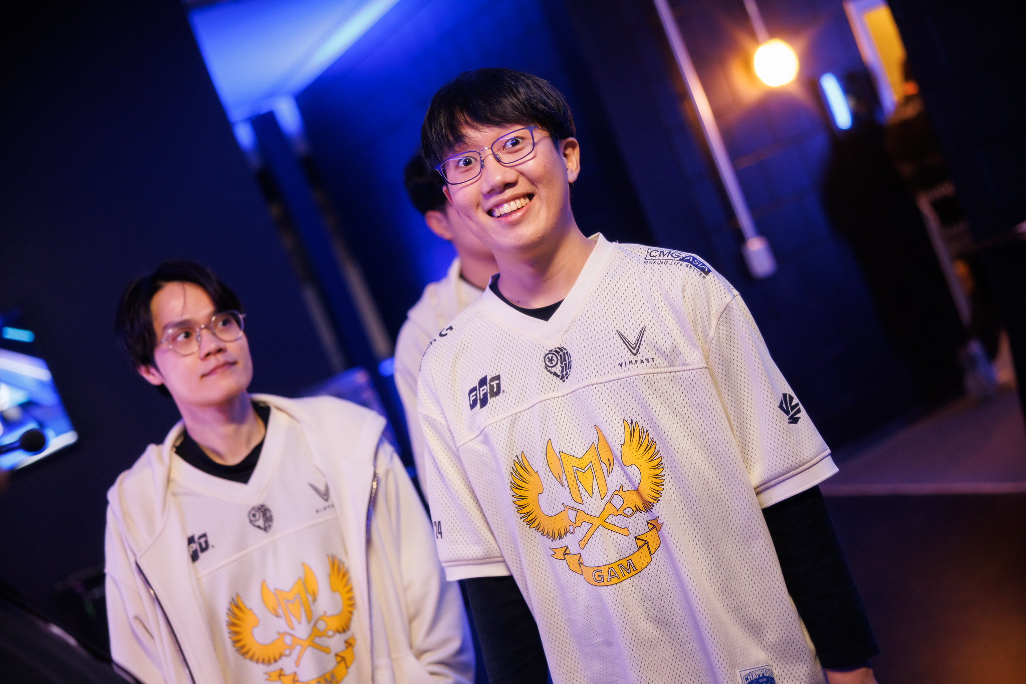 The professional League of Legends environment of areas such as China - Korea is also much more harsh than before