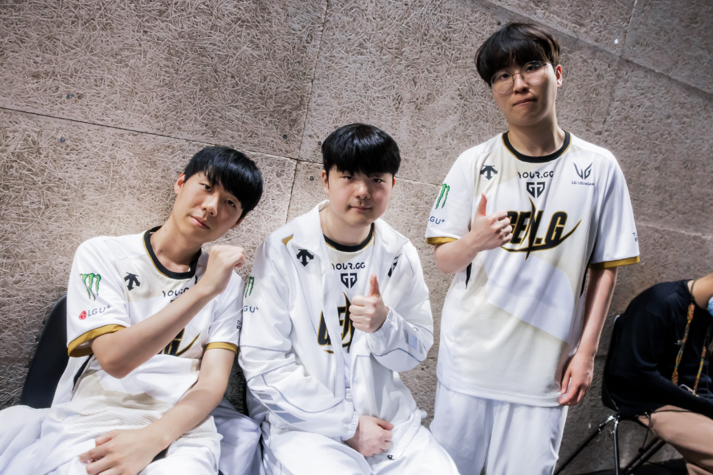 "Escape" Narrowly, Gen.G suddenly turned to criticize Riot Games- Photo 2.
