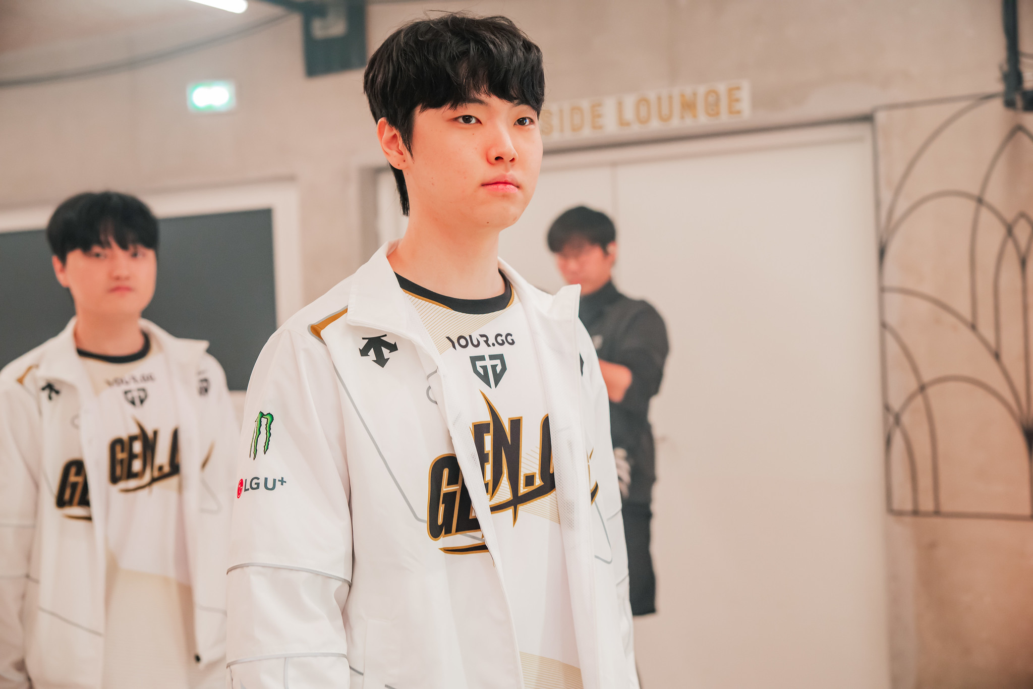 ChoVy's performance can only be rated as a shoulder