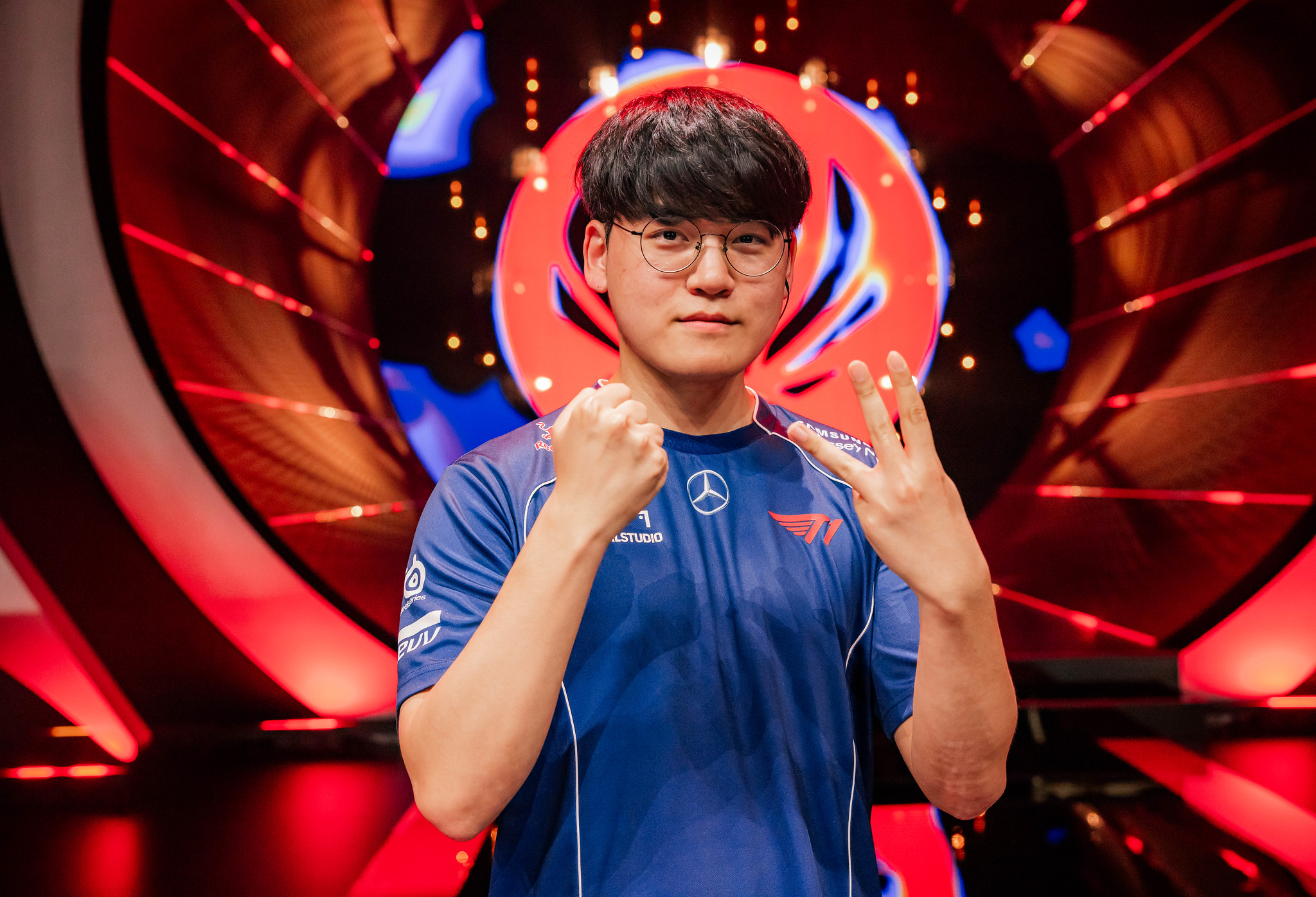 Many viewers do not realize that: T1 is completely capable of deciding on the LCK to hold 4 capacity of Worlds 2024 without caring for the results of the Gen.G - Blg