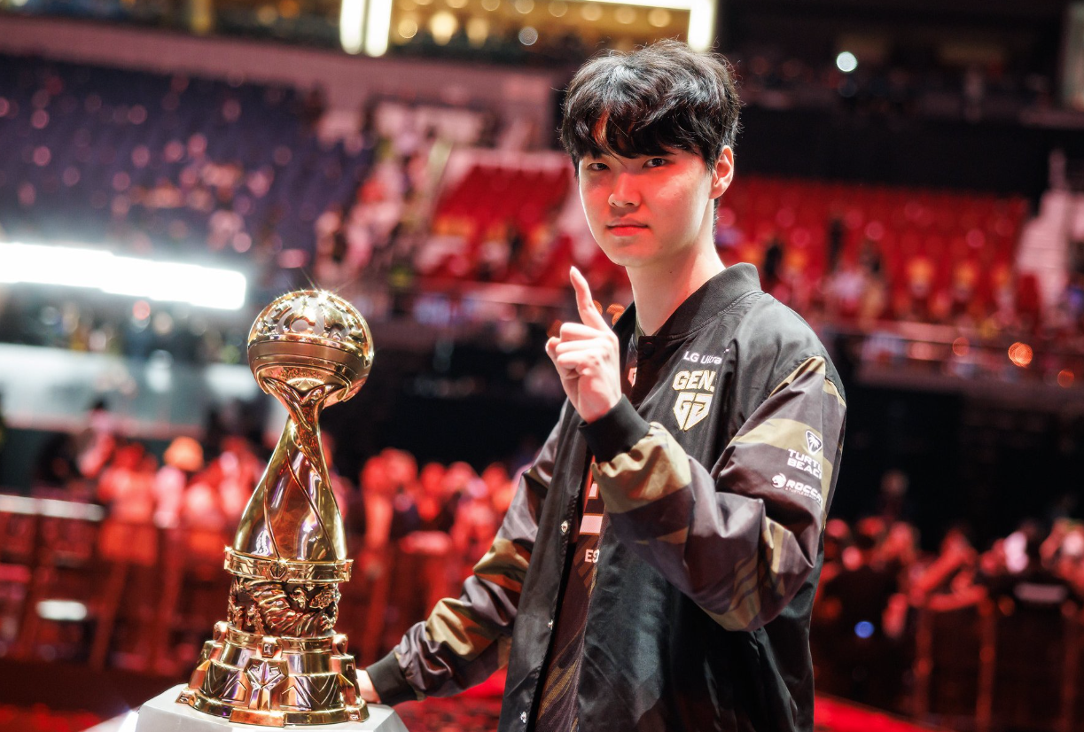 Chovy and Showmaker made unimaginable achievements that made Faker also 