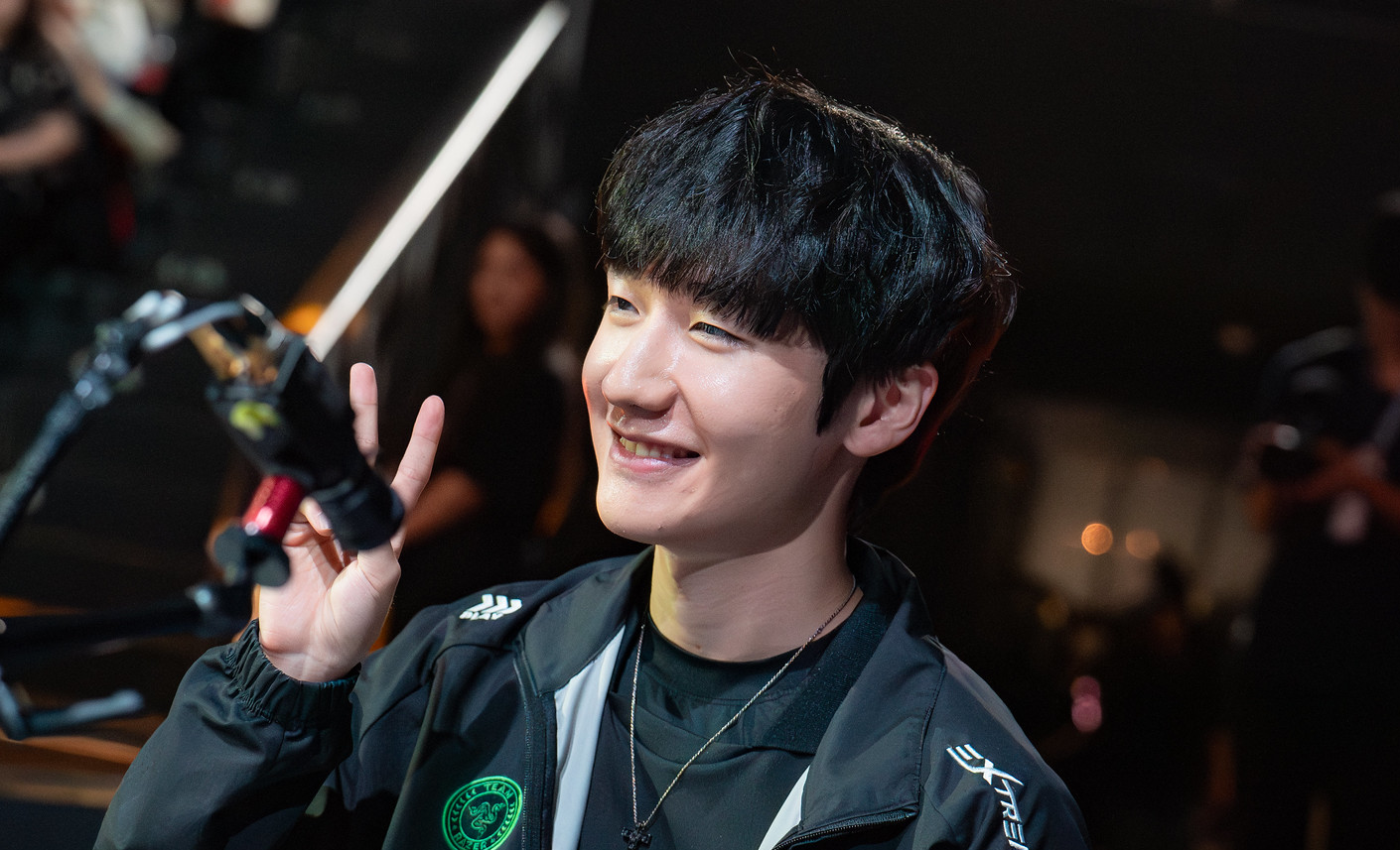 HLE is evaluated to surpass T1 when grasping one 