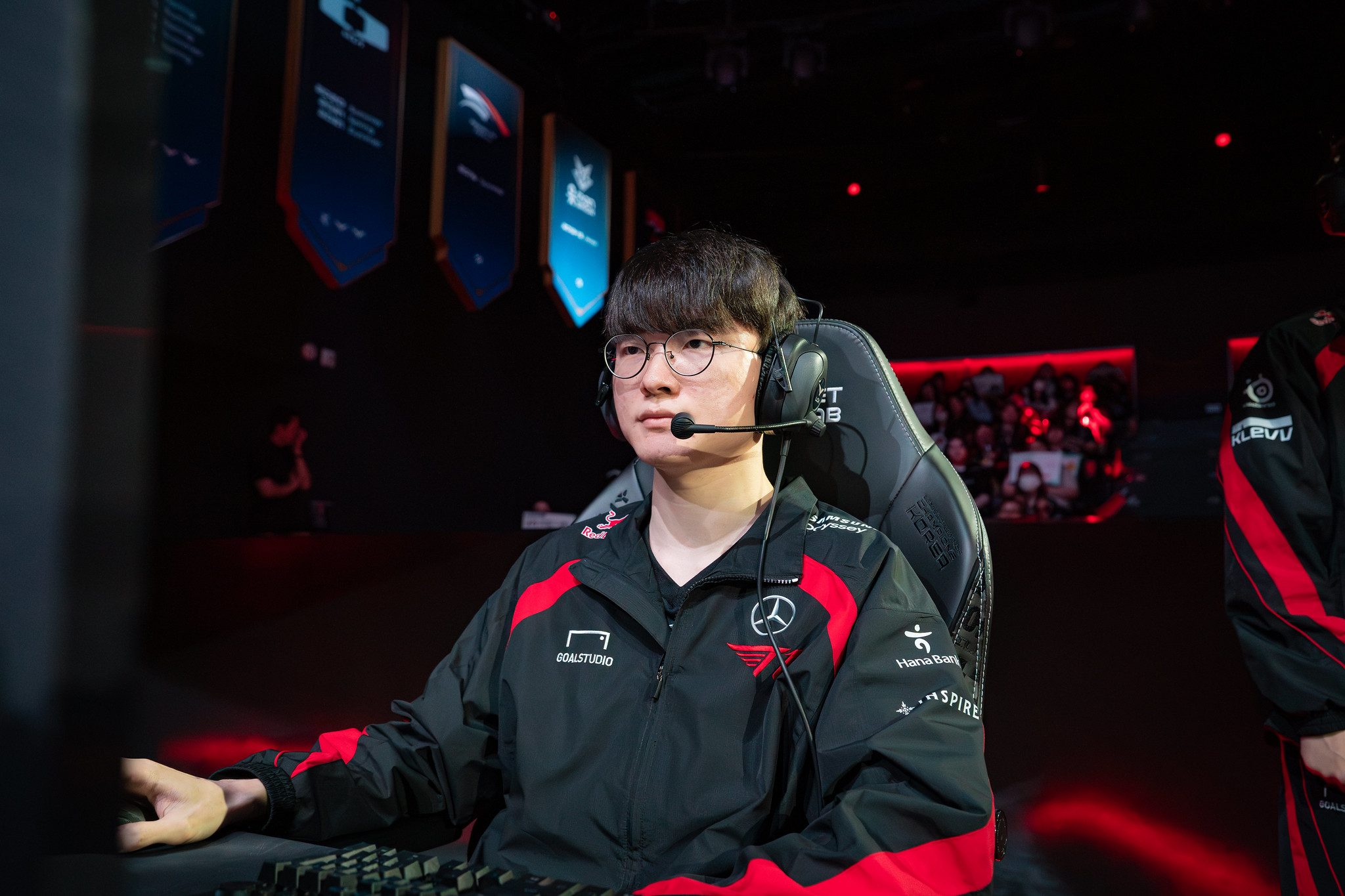 But Faker also has to admit that T1 plays too badly besides the Meta issue