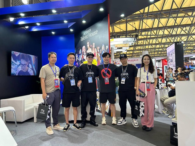 OEG - What is the Vietnamese eSports unit to the Asia's largest technology exhibition in Asia ChinaJoy 2024? - Photo 6.