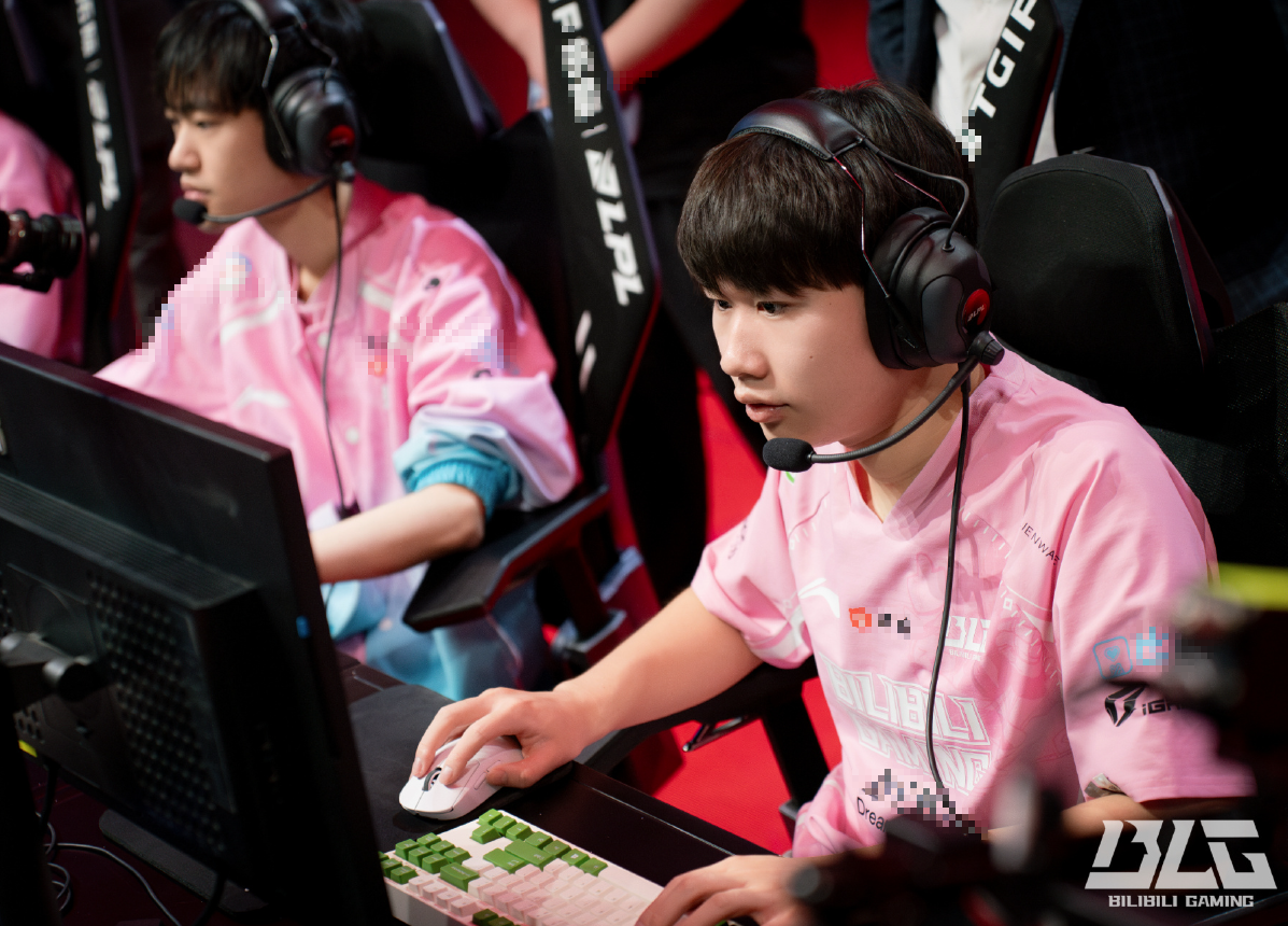 JDG faces the risk of sitting at home watching Worlds after a series of disappointing matches- Photo 3.