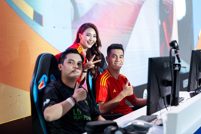 Tien Linh player also participated