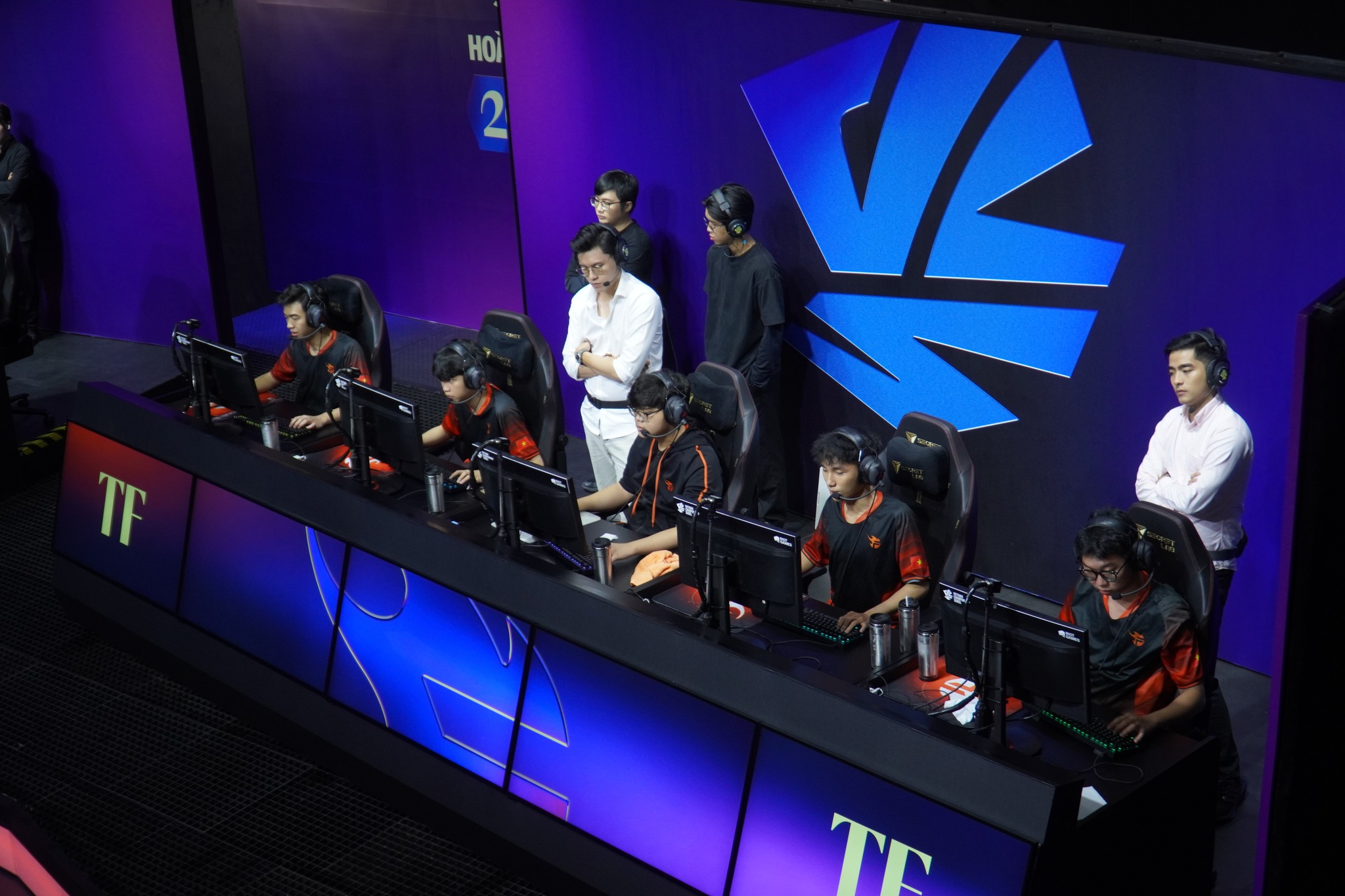 TF also has the number of members banned from playing high when participating in 4 people