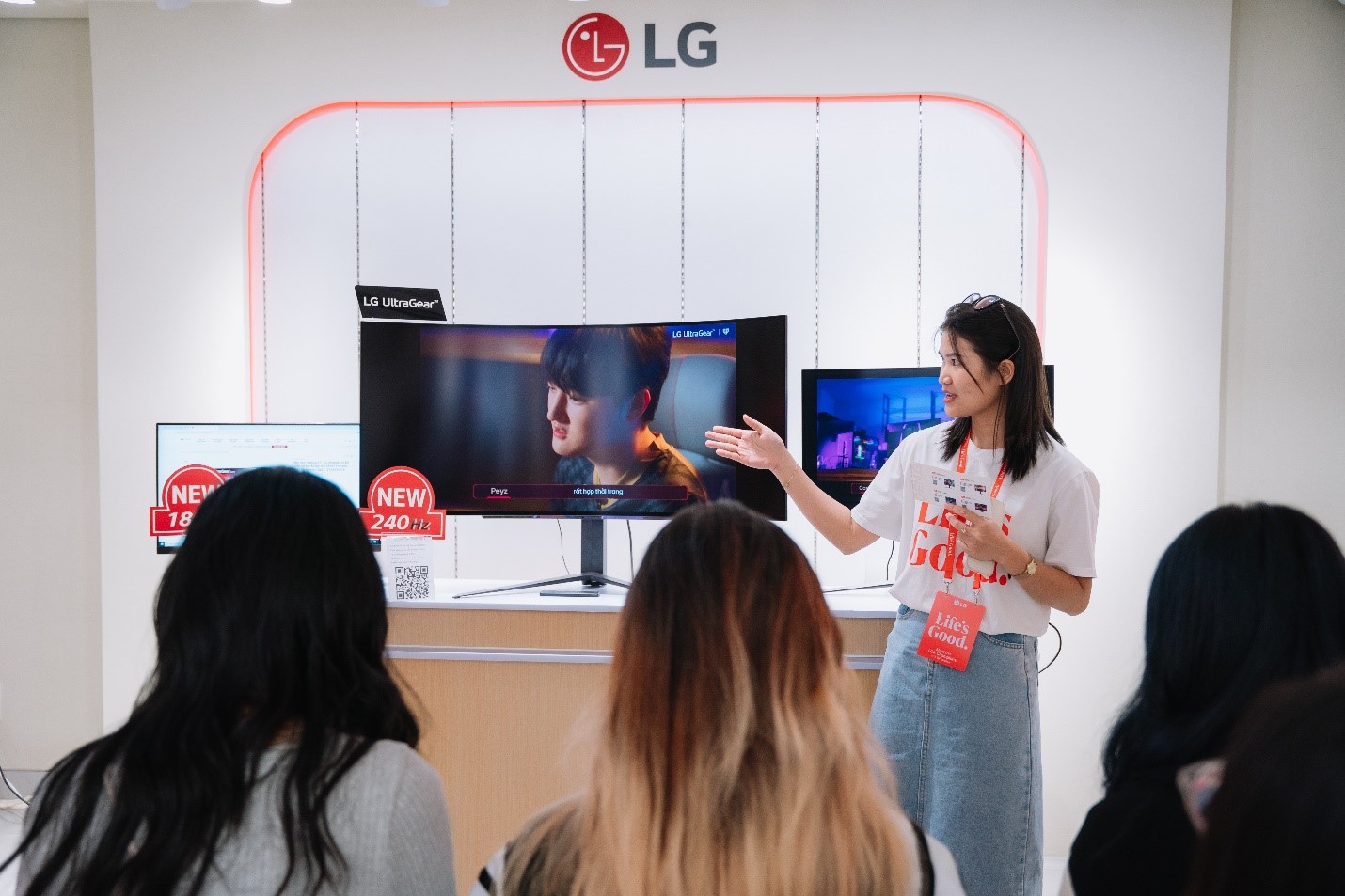 Let's take a look at the beautiful images of Gen.G in Vietnam, gamers!- Photo 9.