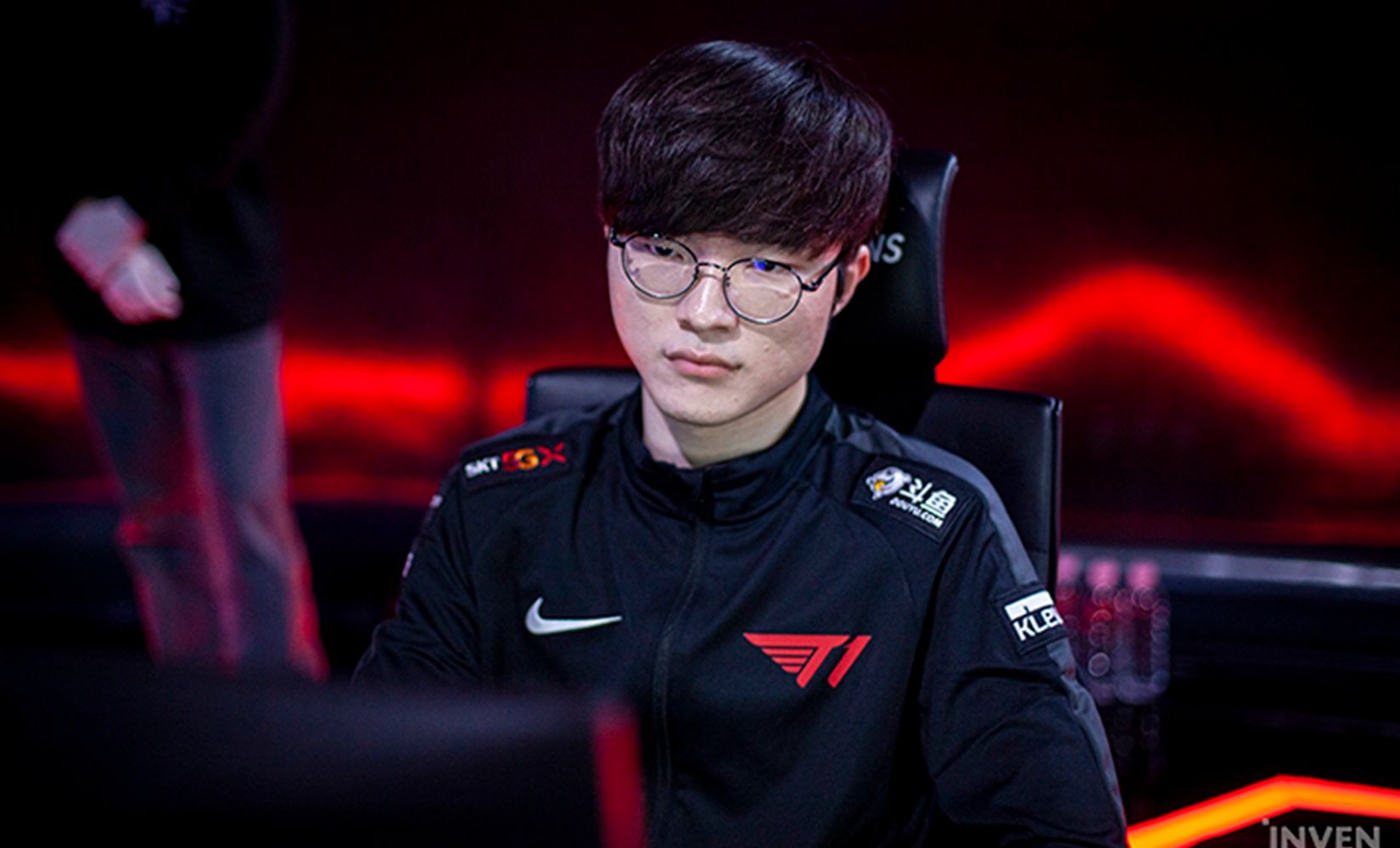 The League of Legends community argues Hall of Legends for Faker: Honor "milk" Legend?- Photo 11.