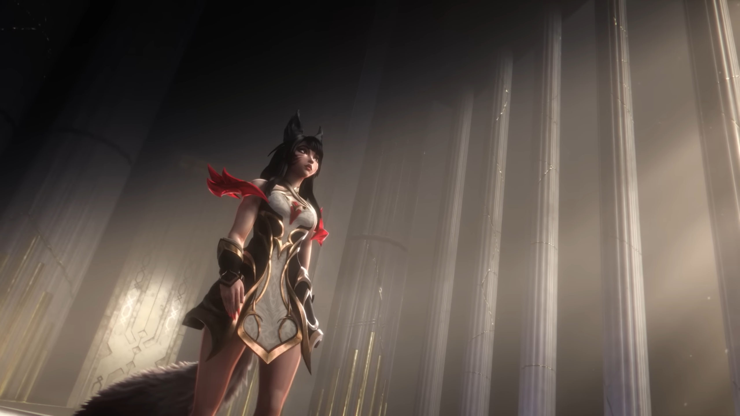 The first form of the Hol Ahri outfit line