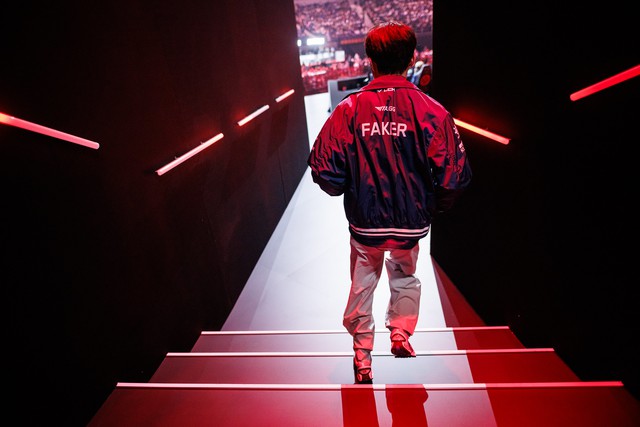 Players like Faker, Gumayusi will have to be able to face more serious injuries if not properly resting.