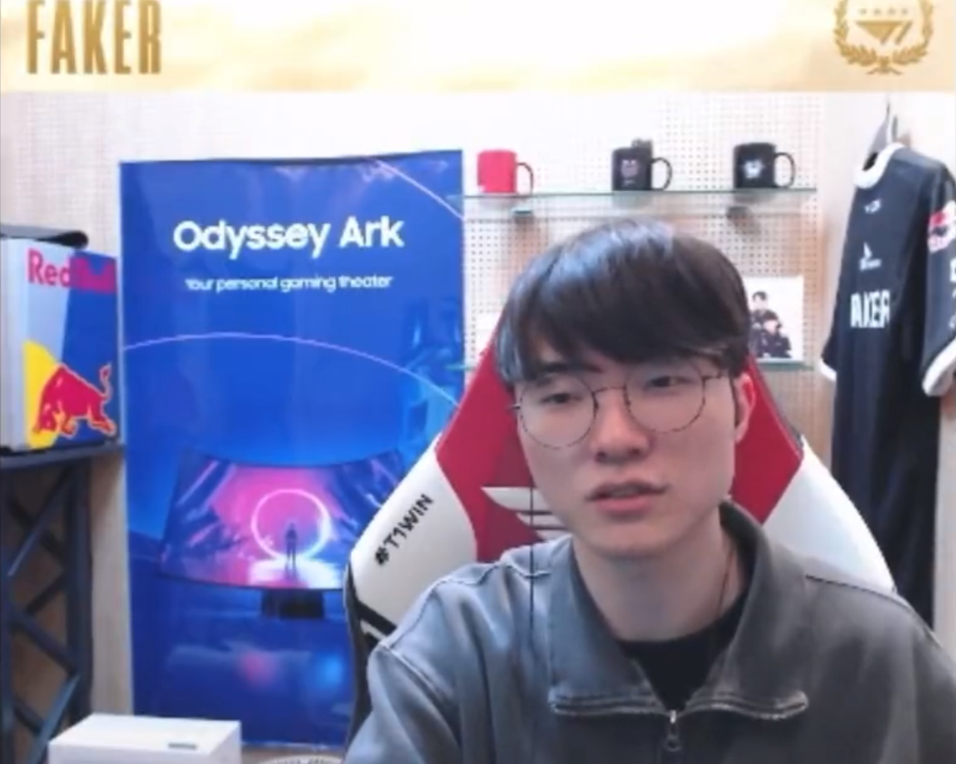 For LCK or LPL players in particular, the donate from livestream is a very small number