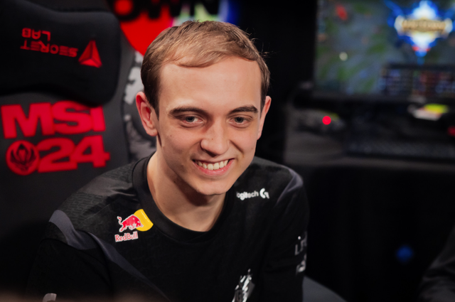 Not only defeating G2, T1 also saved Riot Games from 