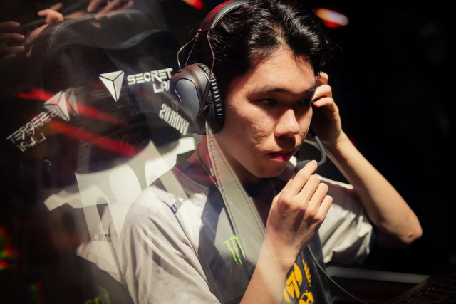 But if this tournament is the ability, the ability to go to MSI and Worlds of Slayder seems to be terminated
