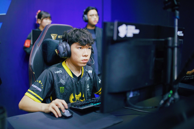 It will also be difficult for Slayder to play to get in "blue -eyed" of the teams in lec