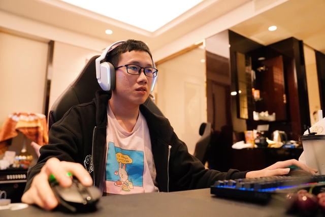 The reason perhaps from the work compared to colleagues, Kiaya's role for GAM is much more important, is the decisive factor of the success or failure of GAM.