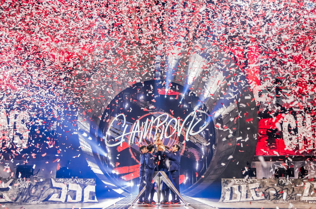 Meanwhile, the LPL area dominated almost this tournament with 5 times to take the throne
