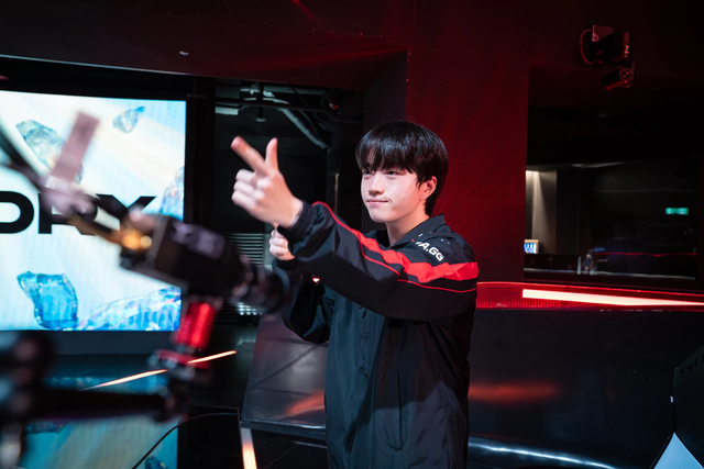 T1 is most likely not able to operate the Gunner game support in the upcoming playoffs