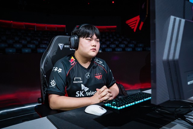Guwon has a good day when he is guided by his seniors