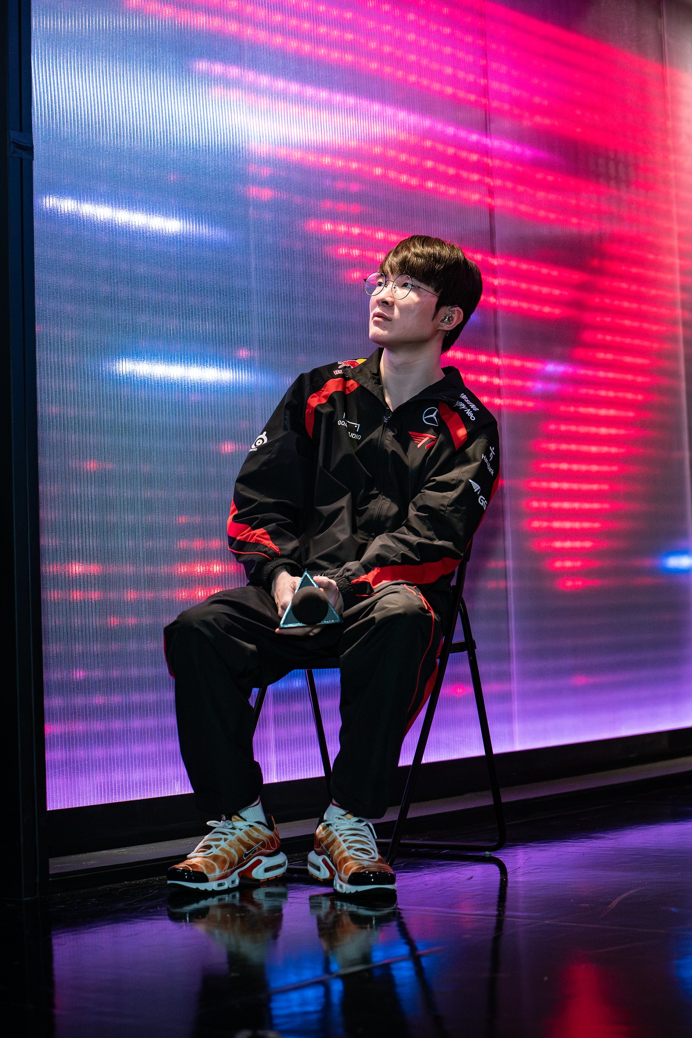 Faker won the POG score but his performance in the match through the knowledge of the new League of Legends is really noticeable