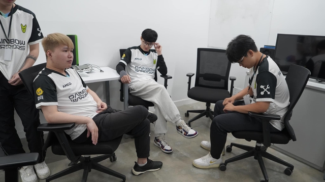Worth mentioning is that they own are all the names that are too familiar with the Vietnamese League of Legends