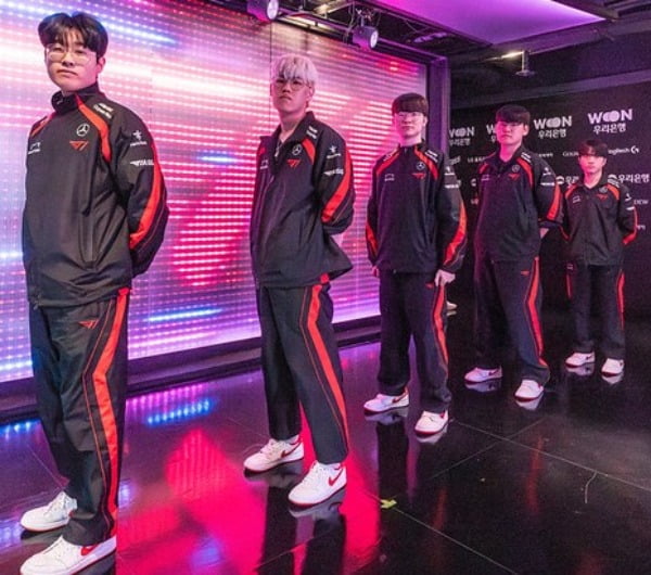T1 is again "Mr. Hoang controlled Baron"
