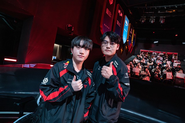 The goal of T1 is to search for strong combos at the top and between the game as well as to have new tests in the coming matches.