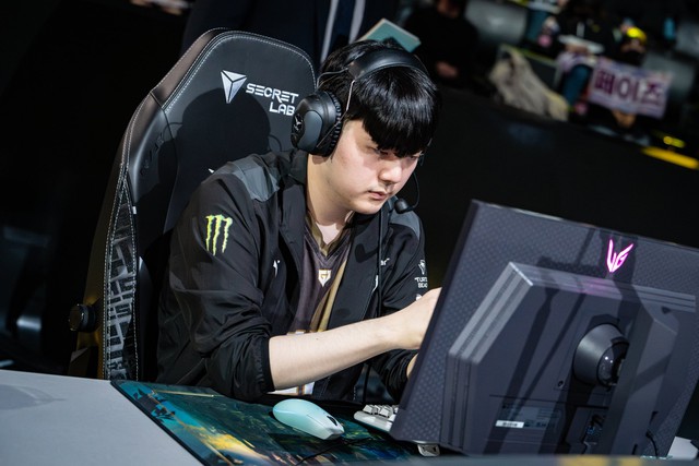 Canyon was too familiar with T1 but this time T1 could not stop him