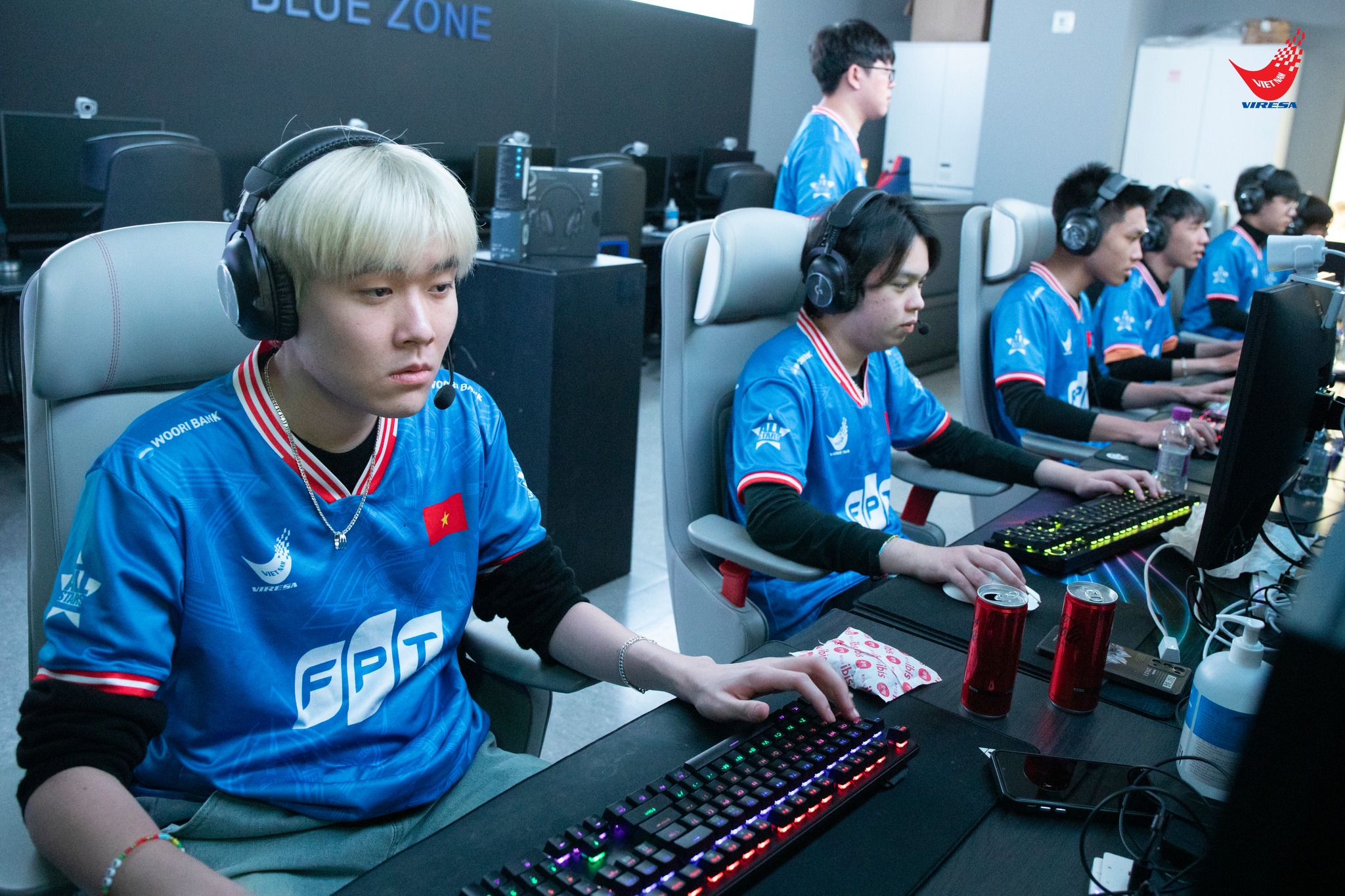 All-Stars Vietnam only need to win NS, it is almost sure to go on