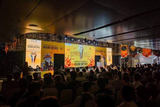 Eternity AOV won the 2025 Realme Cup, closed the memorable journey of Esports Vietnam- Photo 1.