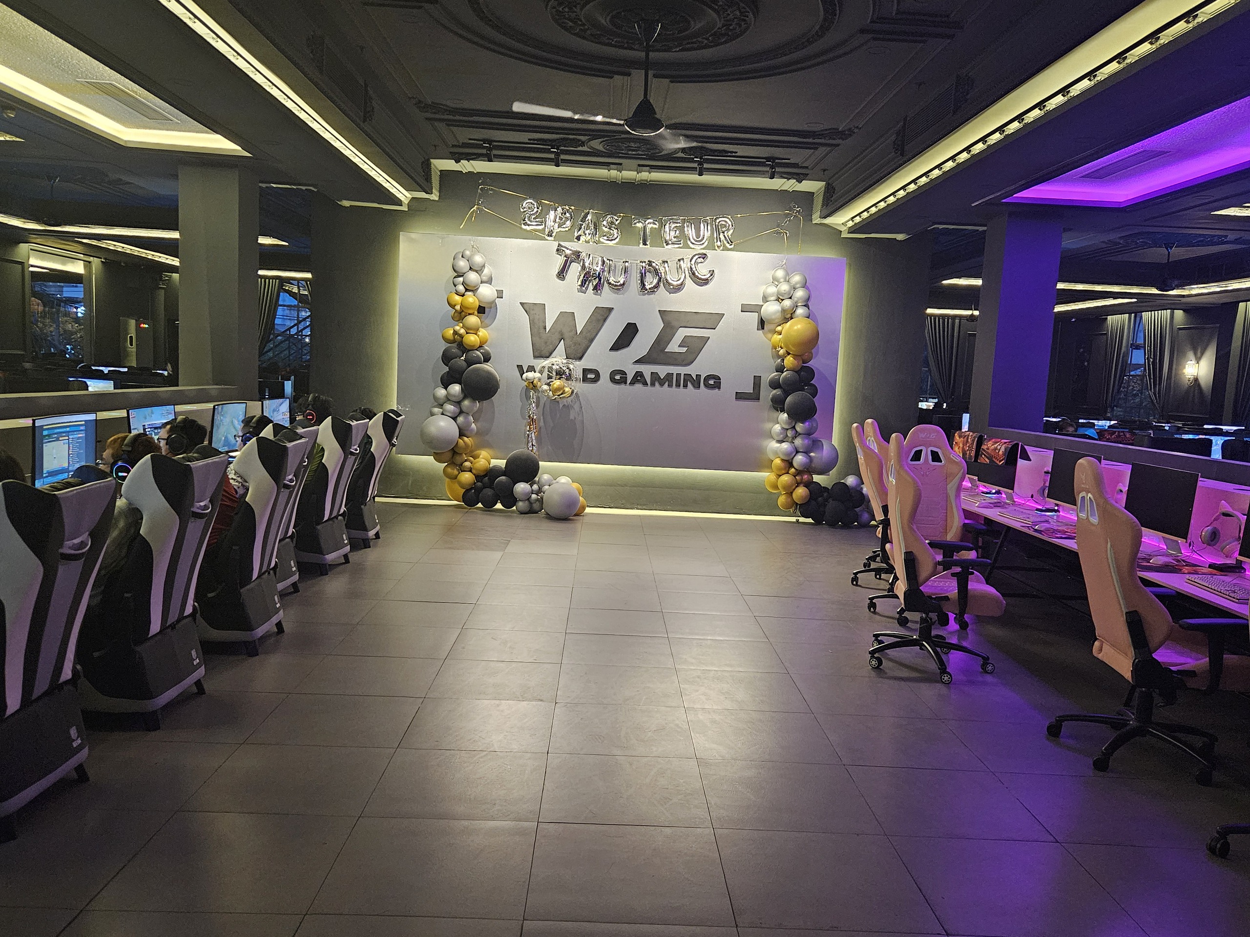 Net Win.d Gaming & Billiards room in Thu Duc City, Ho Chi Minh City
