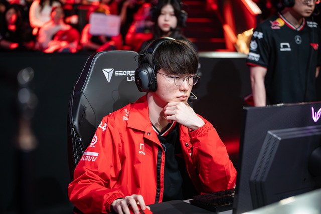 Faker does not forget "coffee" T1 after the overwhelming victory over Fox- Photo 1.