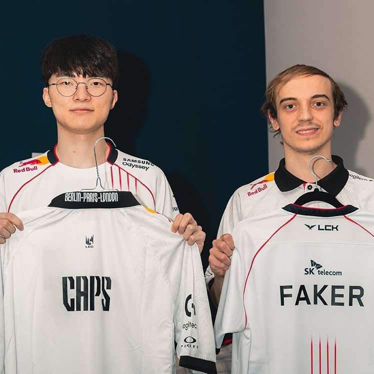 It is not strange to grant accounts to the players when attending international tournaments