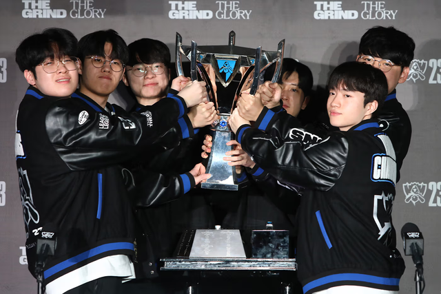 In 2023 Faker also completed the 4th World Championship in his career