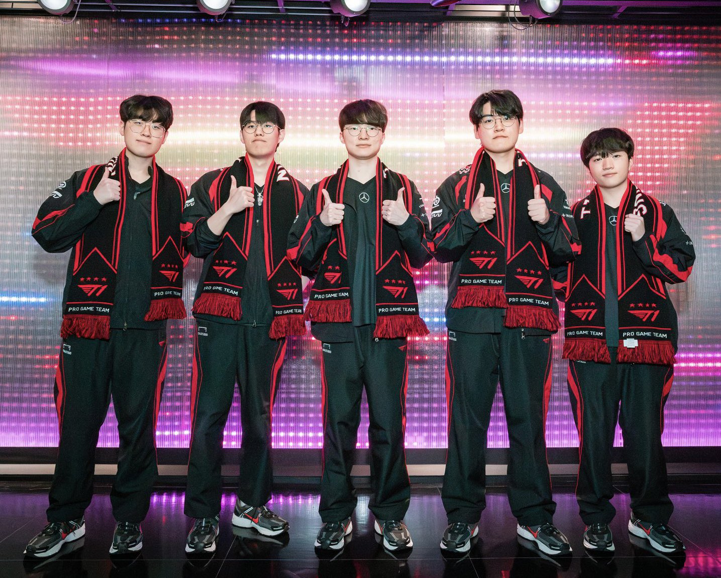 T1 uses some unexpected options in the match against KT